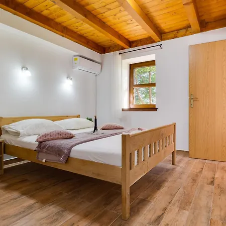 度假居 Ana By Interhome *